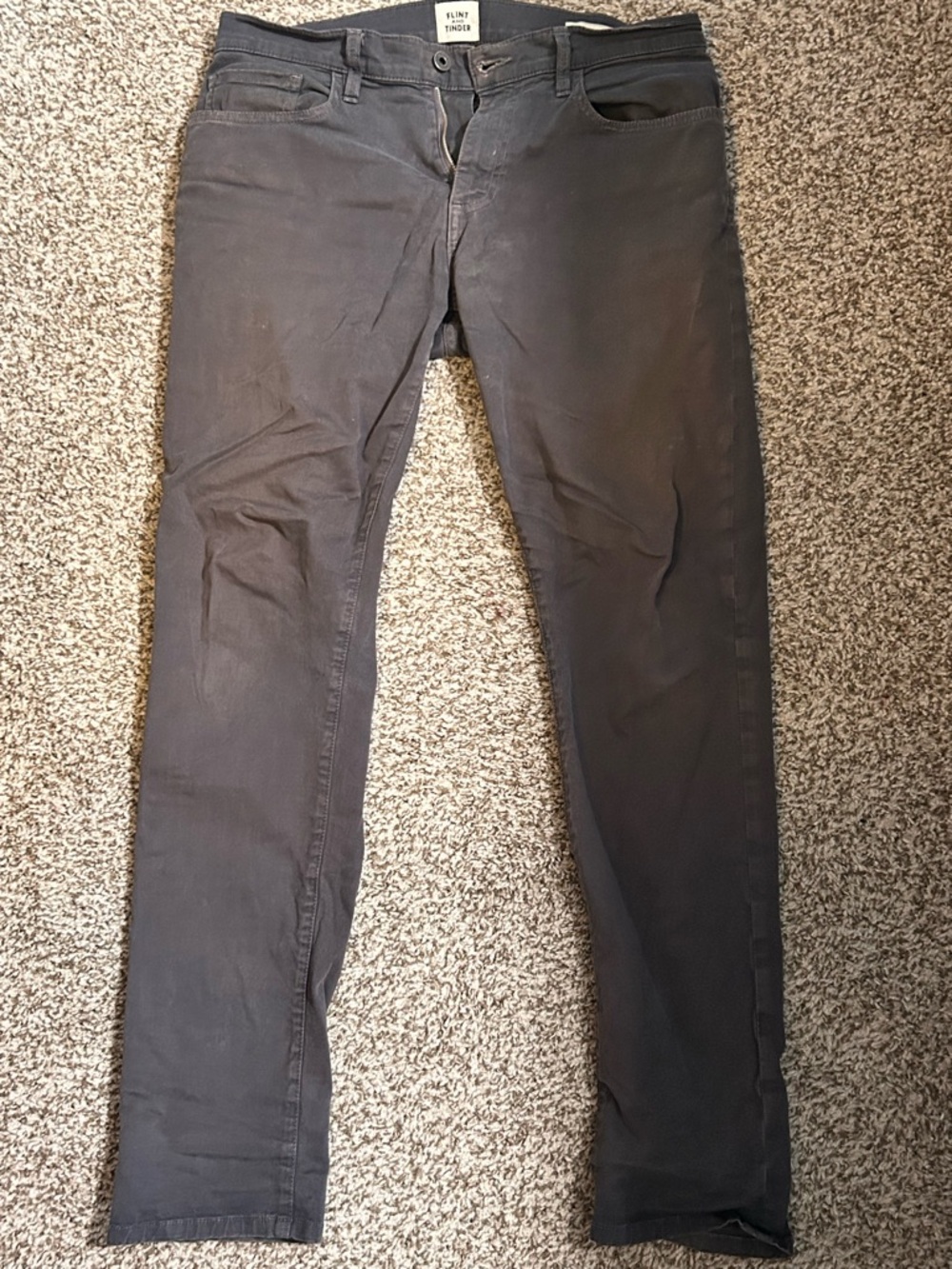 Flint and Tinder Slim Fit 365 chinos in Charcoal